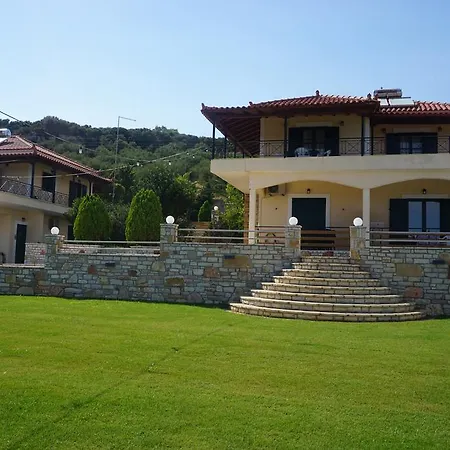 Guest house Elaia Houses